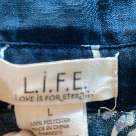 Love is for Eternity blue & white Floral shirt Sleeve Women Top Size L - Picture 6 of 7